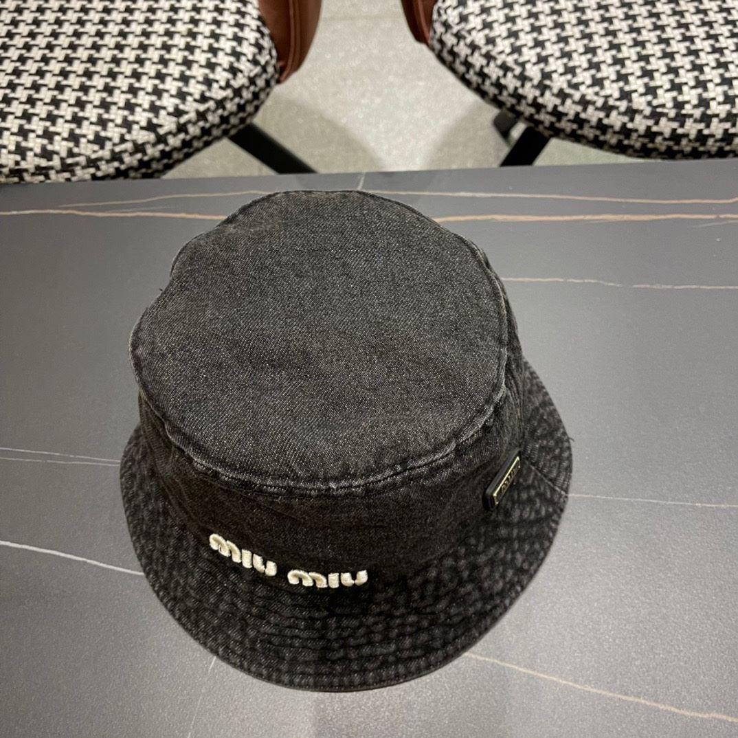 Miu Miu Caps